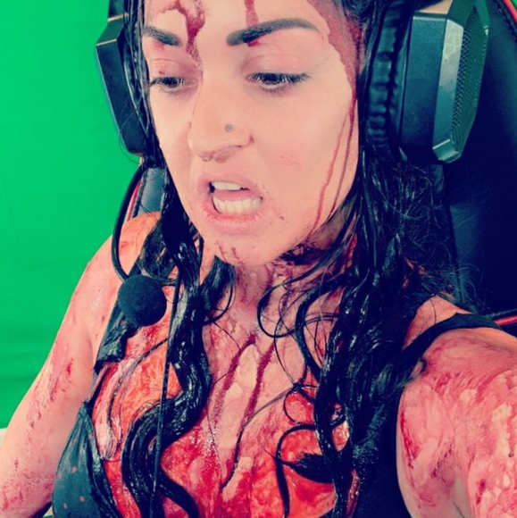 Meet your Posher, Angela - Picture 2 of 3